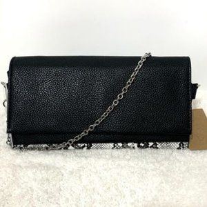 NWT - Steve Madden Black Clutch